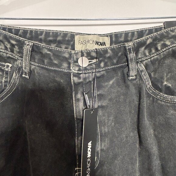 FASHION NOVA LILY HIGH RISE CARGO JEANS-unworn - Picture 4 of 10